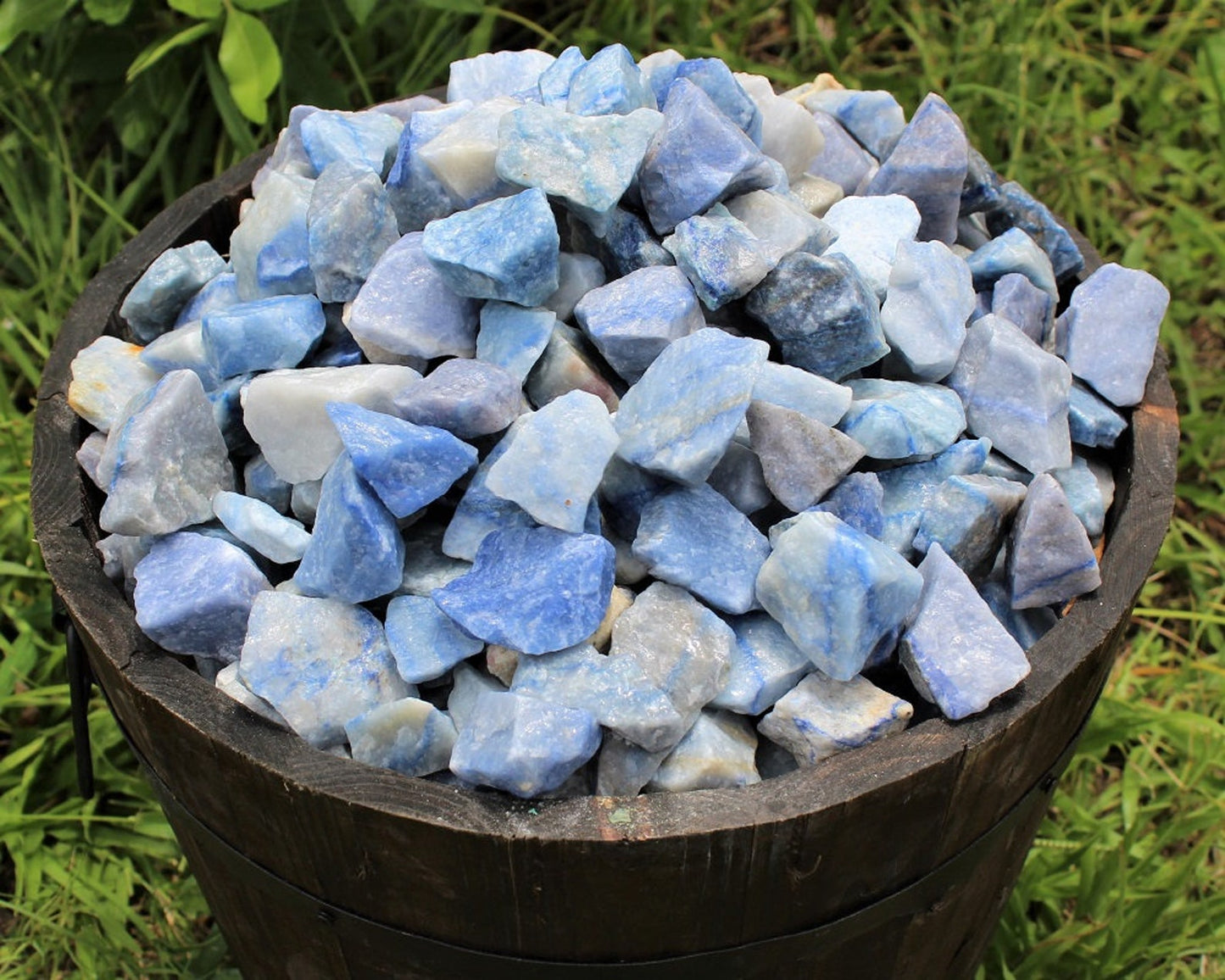 Natural Rough Quartz Stones