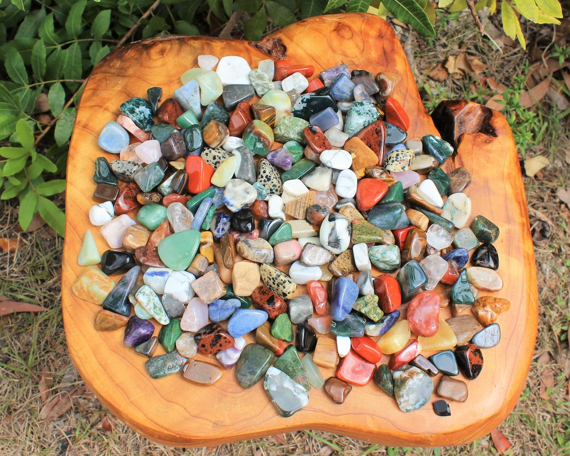 Small Assorted Tumbled Stones