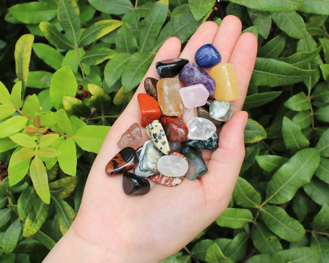Small Assorted Tumbled Stones