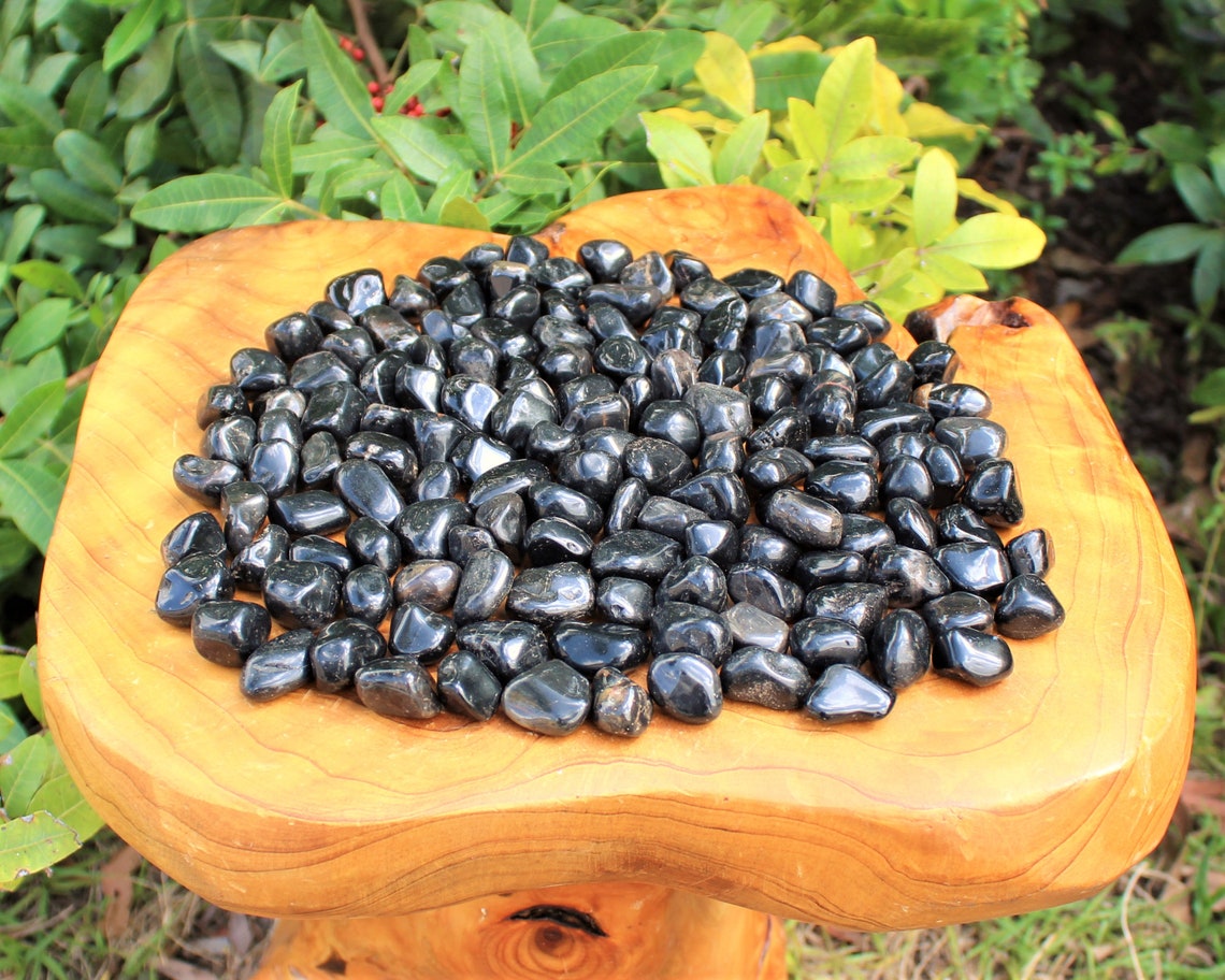 Tumbled Dark Onyx Stones