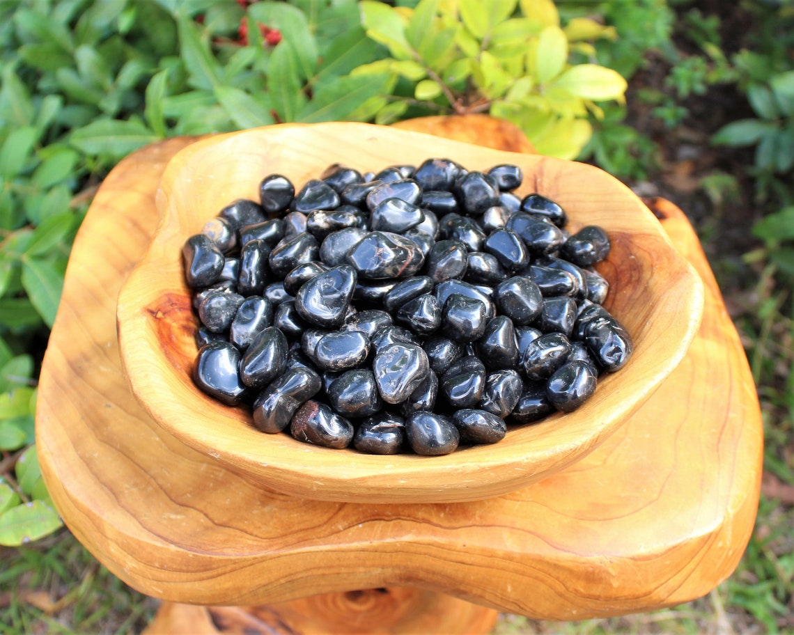 Tumbled Dark Onyx Stones