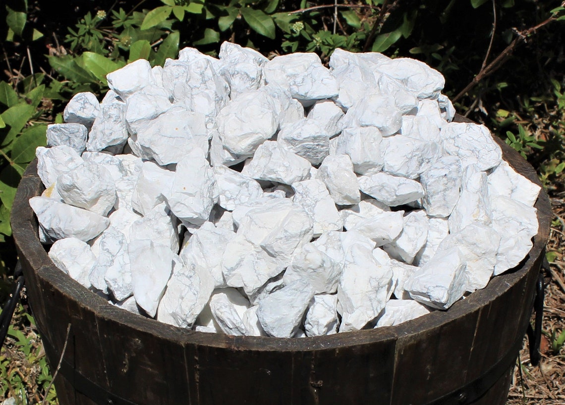 Elegant Howlite Rough Natural Stones
