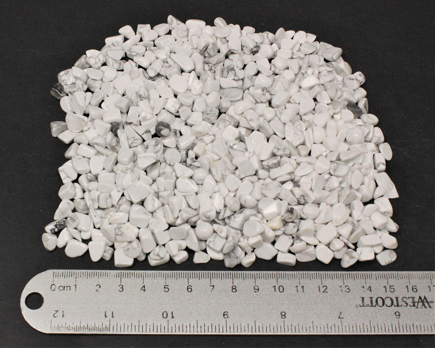 Howlite Semi Tumbled Gemstone Mini Chips