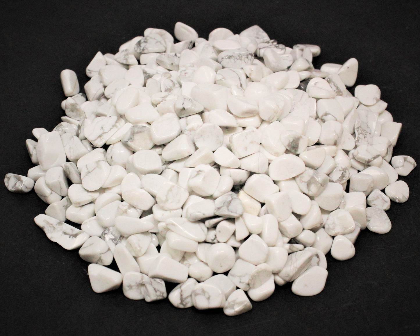 Howlite Semi Tumbled Gemstone Mini Chips