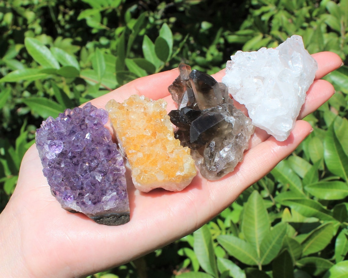 4 Pieces Crystal Clusters