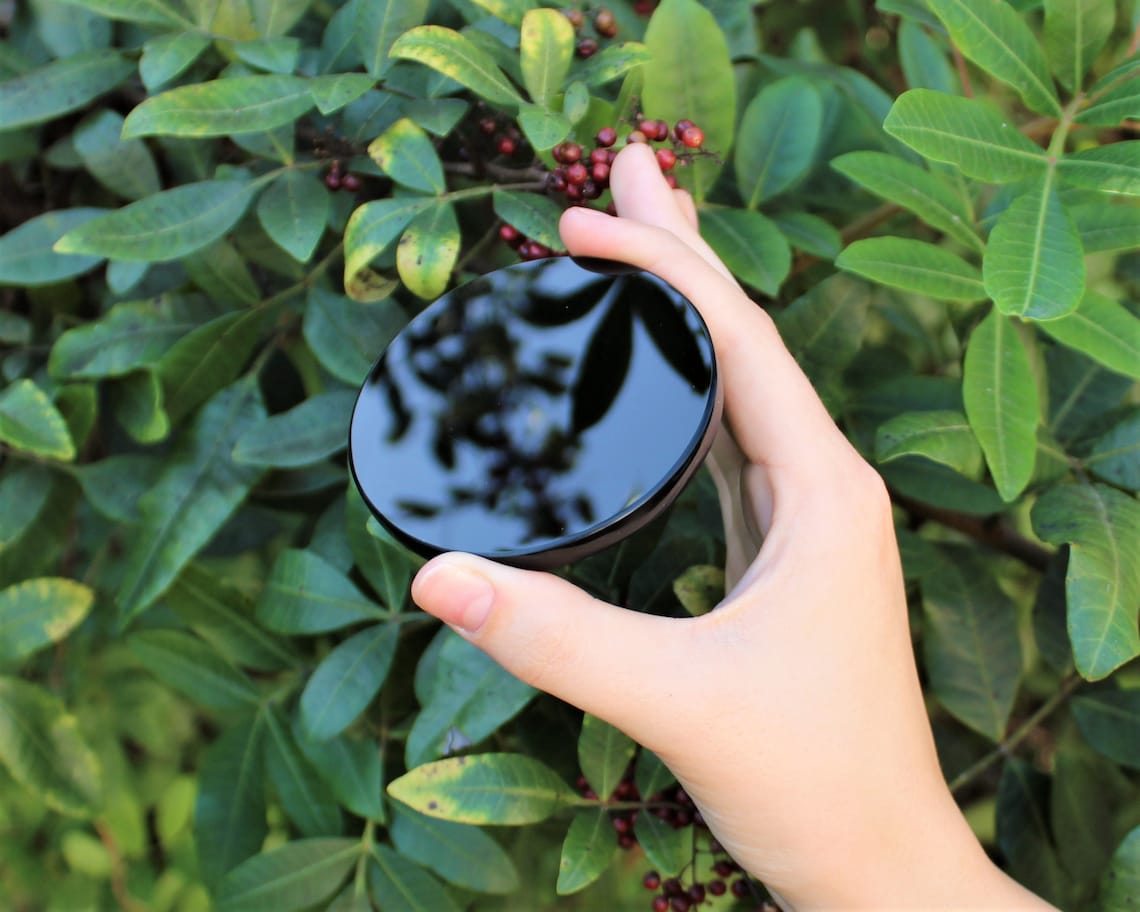 Obsidian Scrying Mirror