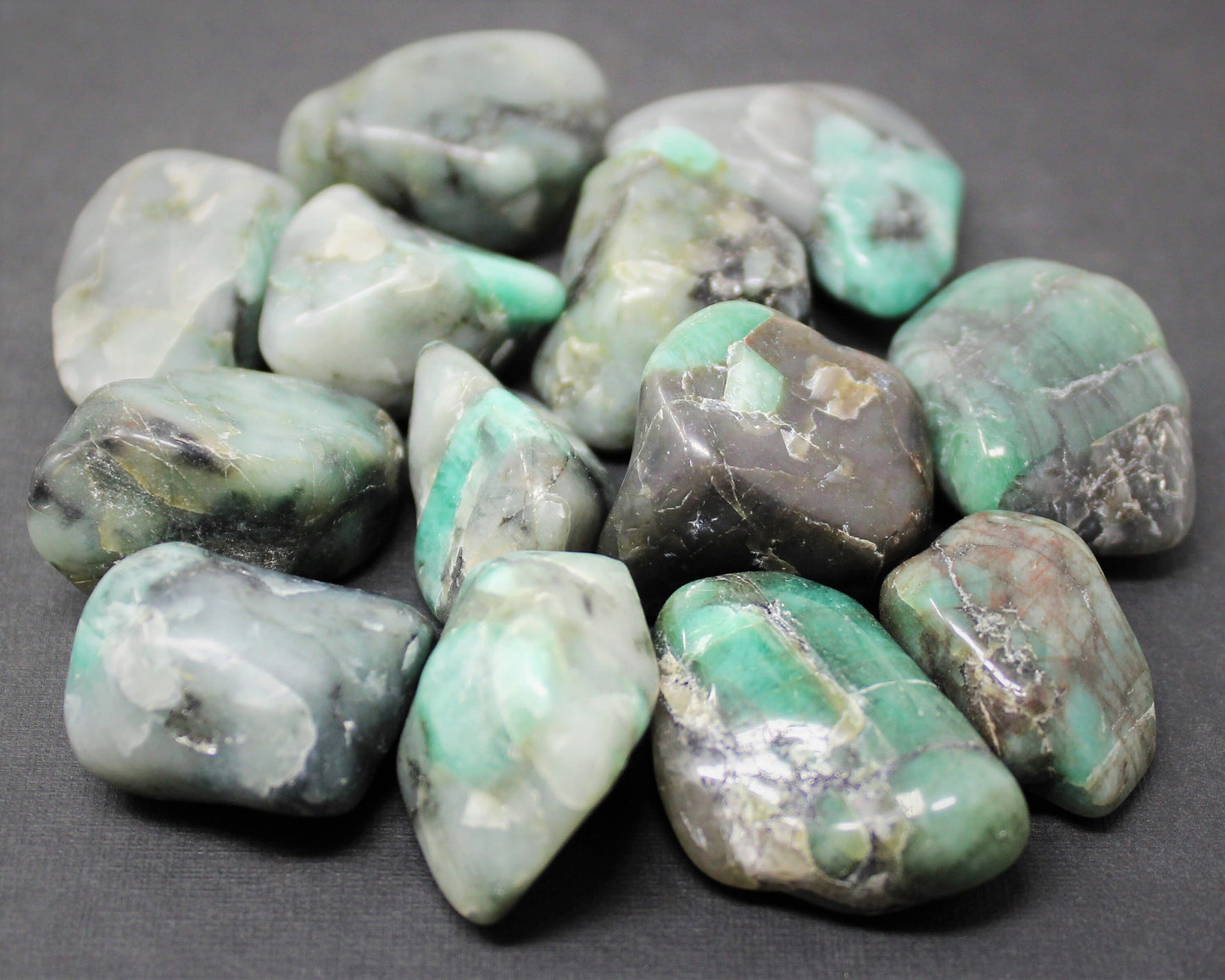 Emerald Tumbled Stone