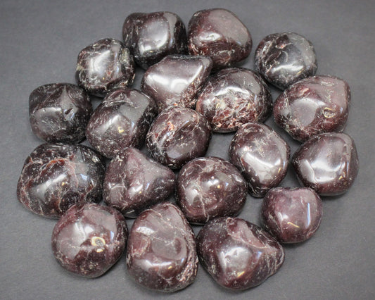 Garnet Tumbled Stones