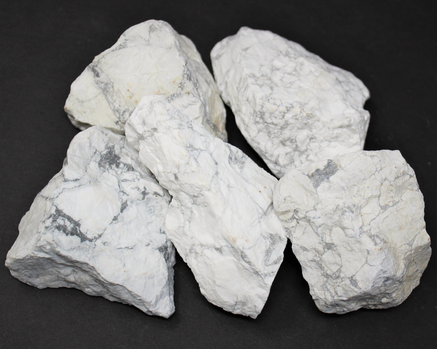 Howlite Natural Rough Chunk