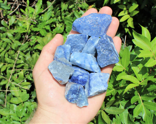 Natural Rough Quartz Stones