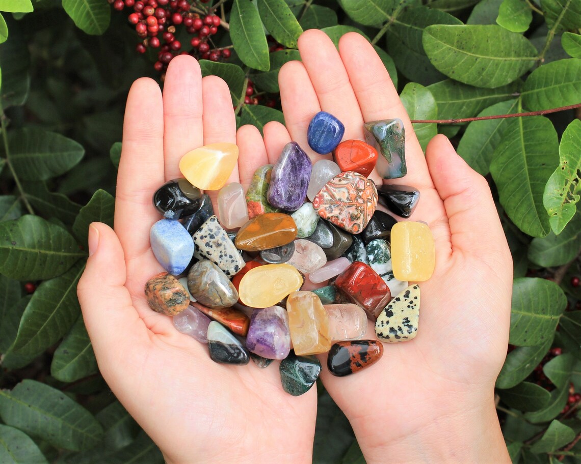Small Assorted Tumbled Stones