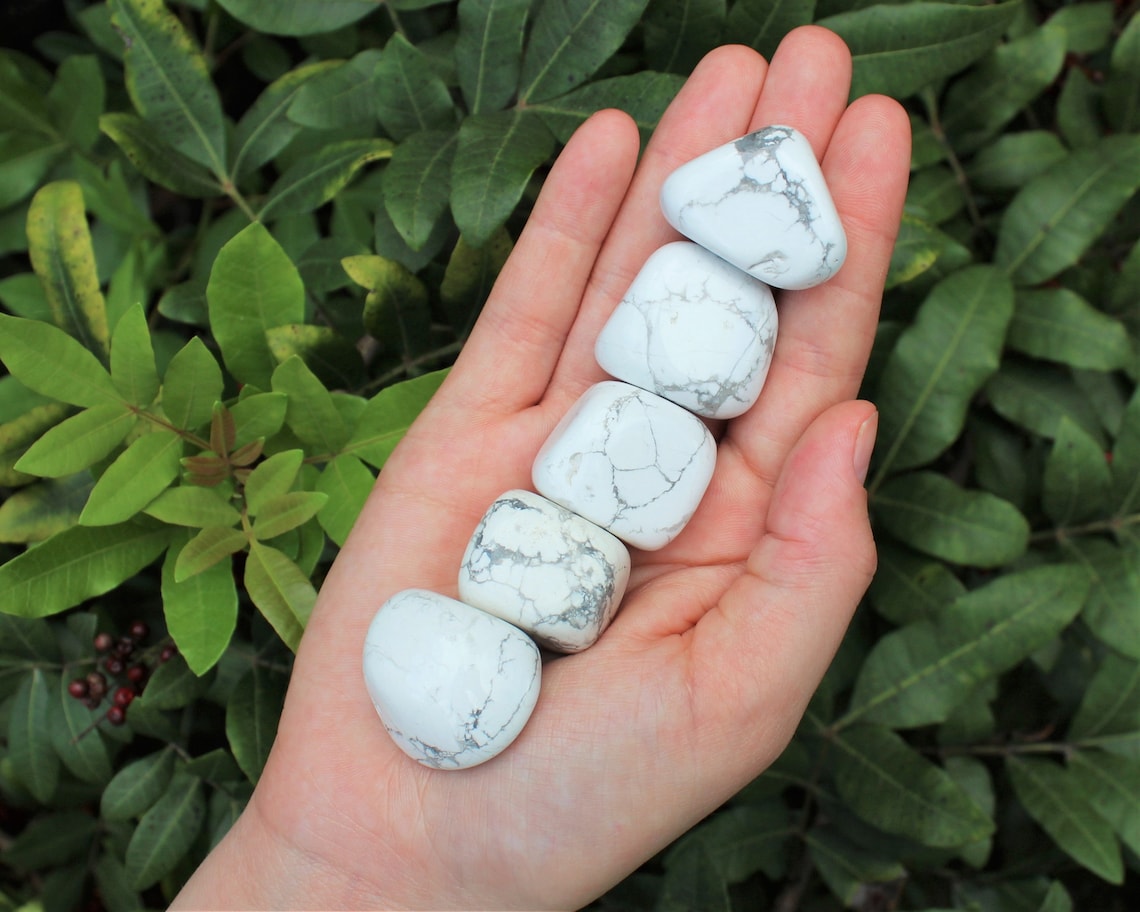 Elegant Howlite Tumbled Stone