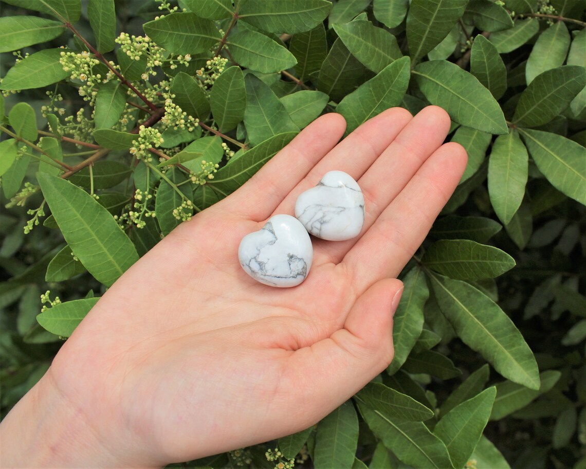 Tranquil Puffed Howlite Stone