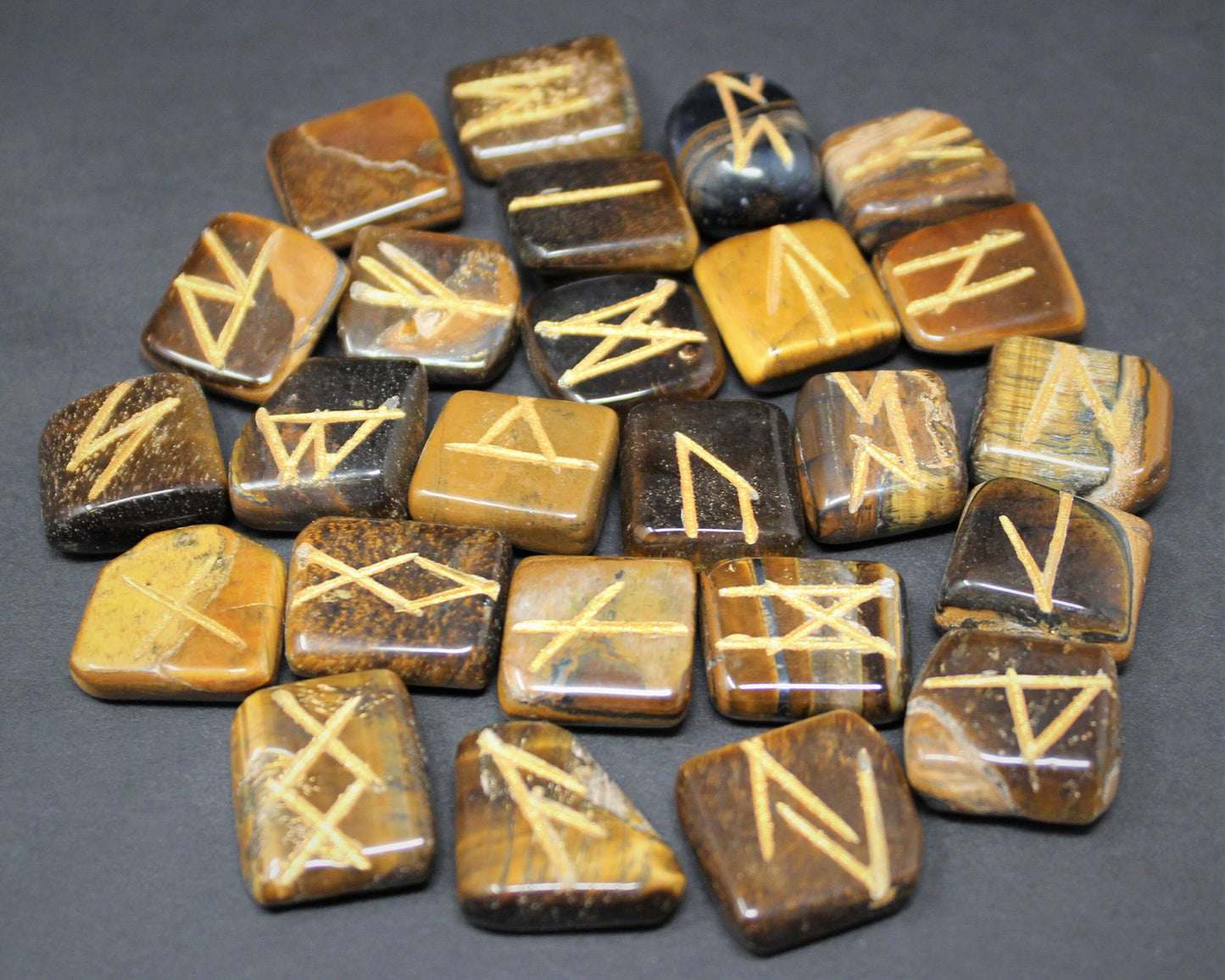 Tiger Rune Stone Set With Storage Pouch